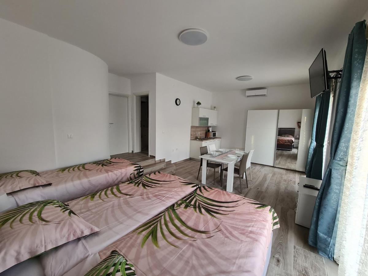 דראמליי Apartments Elizabeta מראה חיצוני תמונה