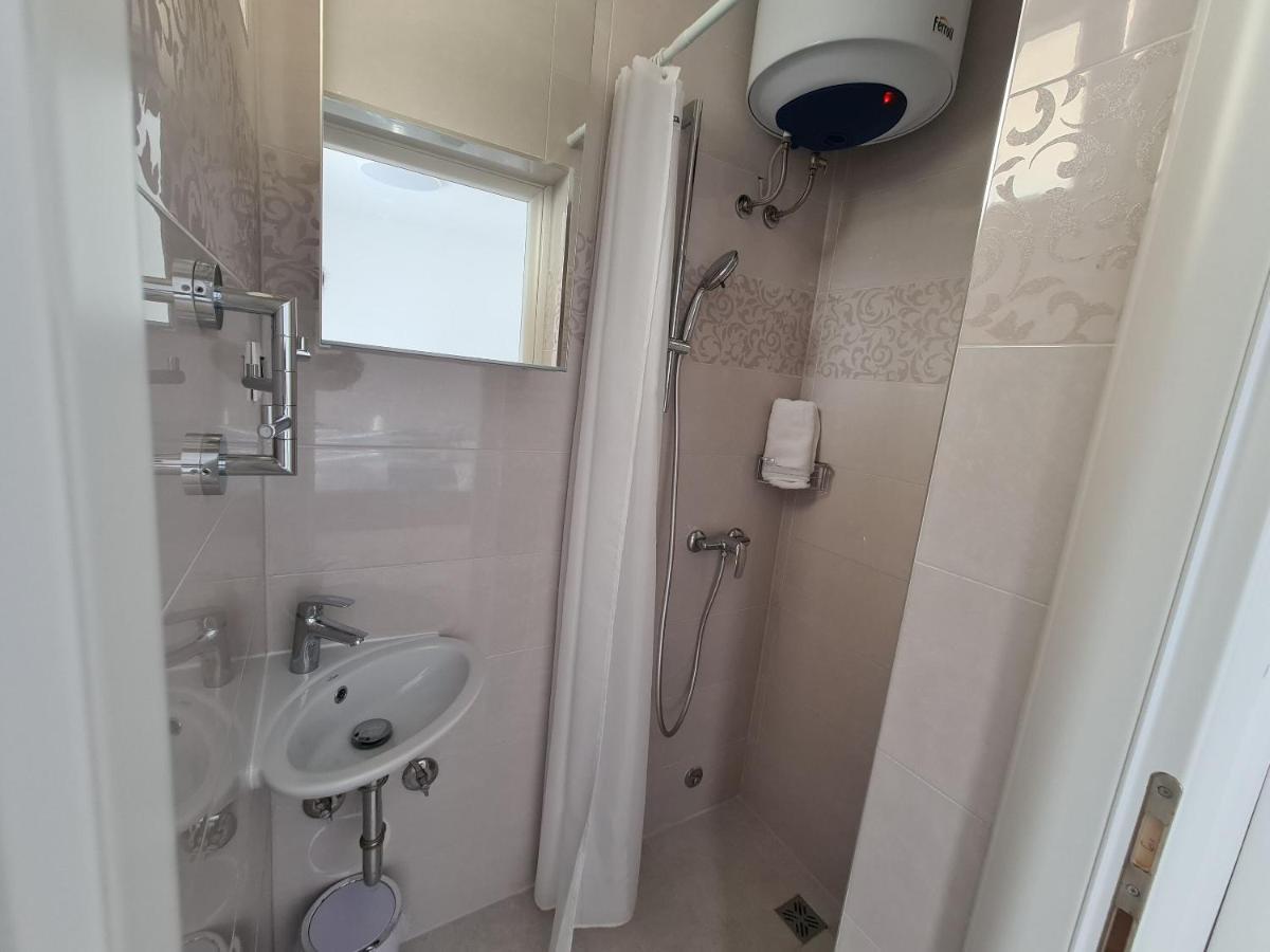 דראמליי Apartments Elizabeta מראה חיצוני תמונה