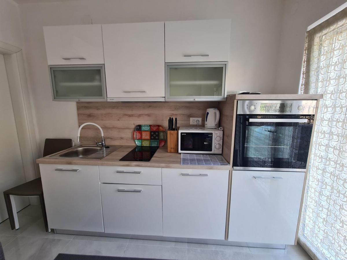 דראמליי Apartments Elizabeta מראה חיצוני תמונה