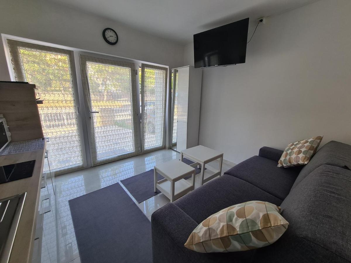 דראמליי Apartments Elizabeta מראה חיצוני תמונה
