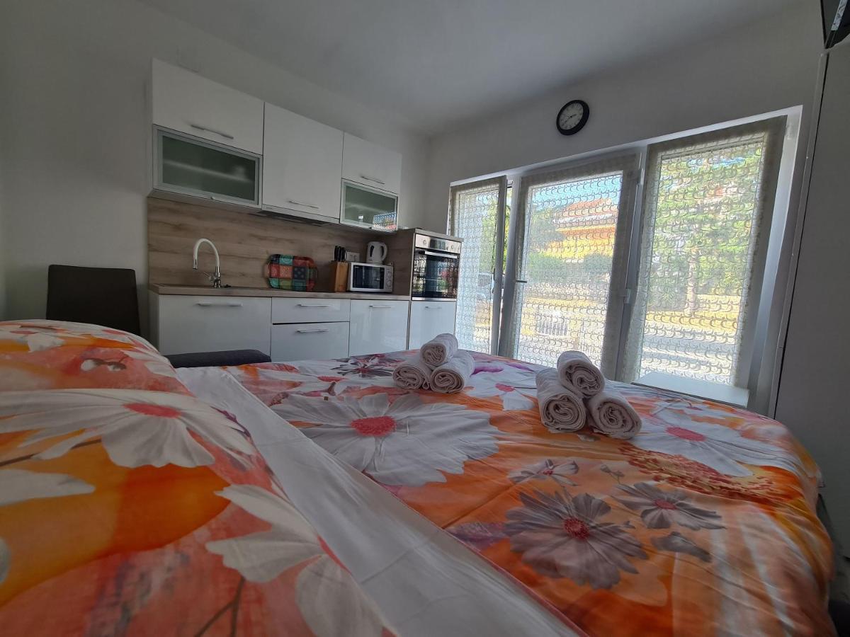 דראמליי Apartments Elizabeta מראה חיצוני תמונה