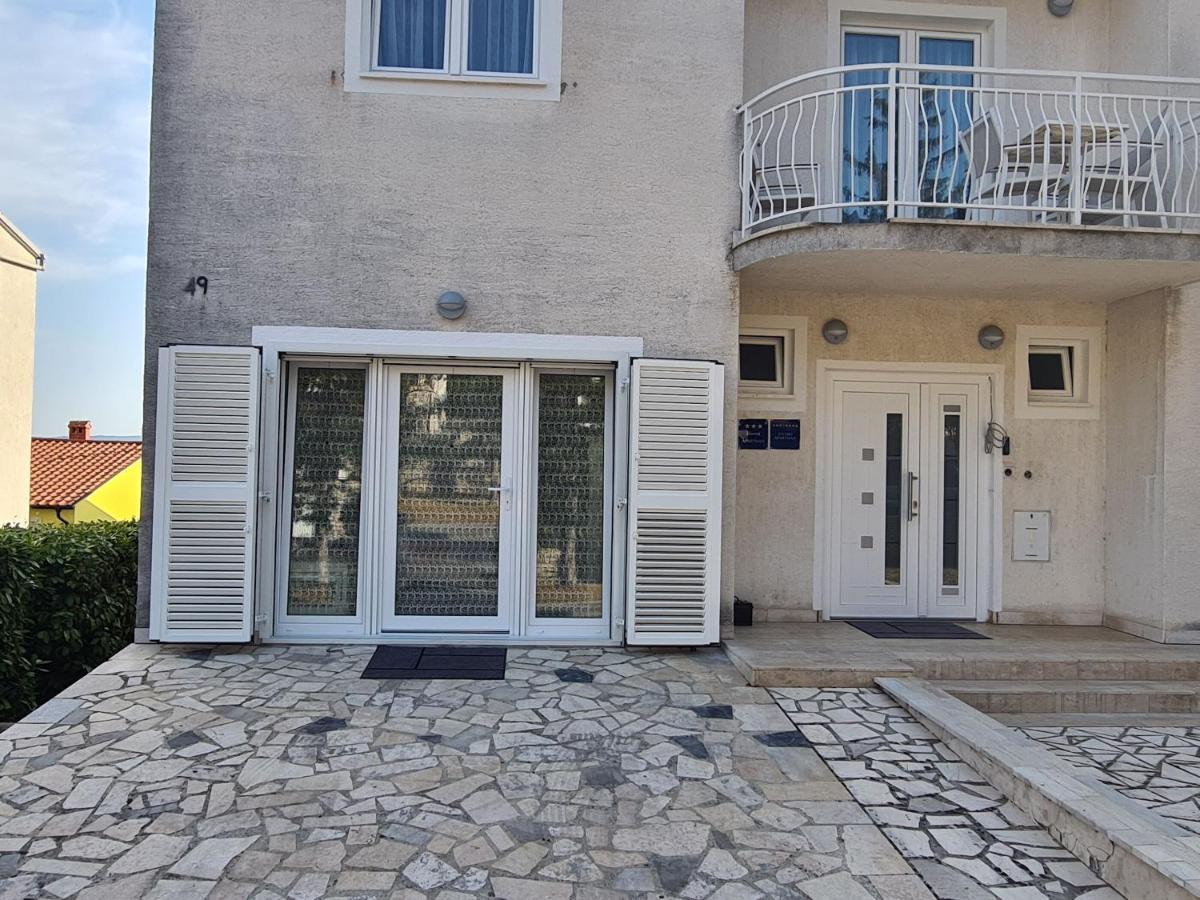 דראמליי Apartments Elizabeta מראה חיצוני תמונה