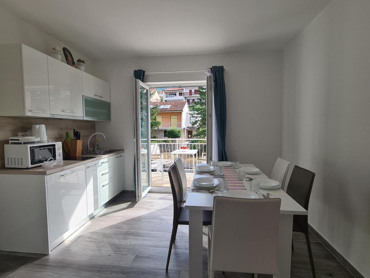 דראמליי Apartments Elizabeta מראה חיצוני תמונה